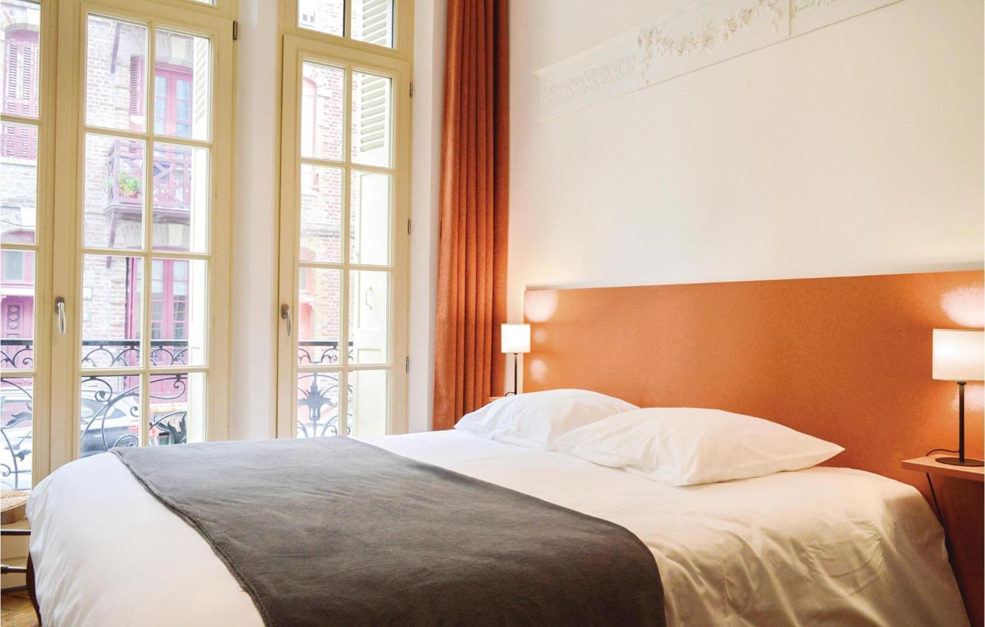 2 Bedroom Awesome Apartment In Mers-Les-Bains Eksteriør billede